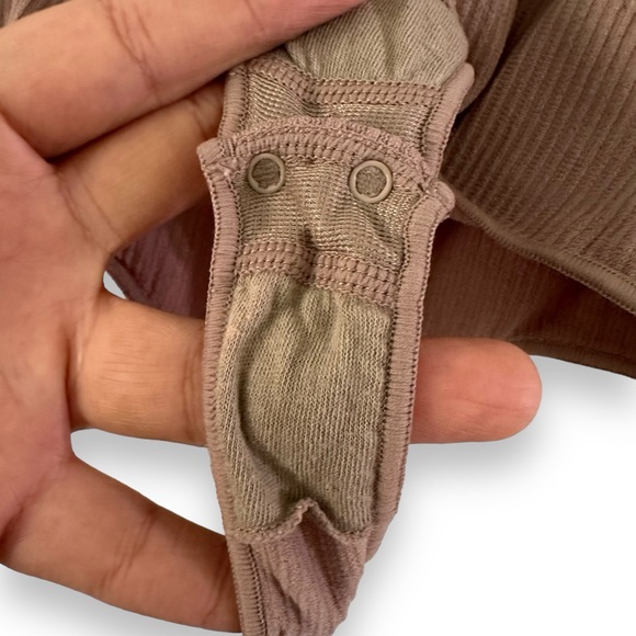 Skims Tan Ribbed Scoop Tank Stretch Lightweight Bodysuit Size Large/XL - Picture 8 of 10